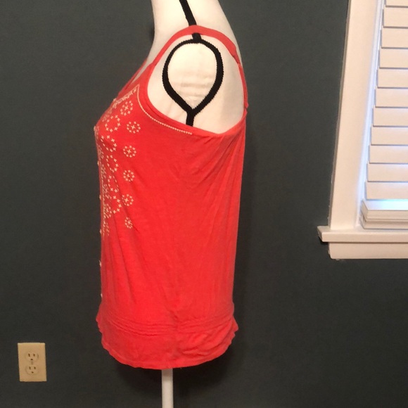 💗𝕡𝕣𝕖𝕥𝕥𝕪 𝕣𝕖𝕕 𝕤𝕙𝕚𝕣𝕥💗 - Picture 4 of 4